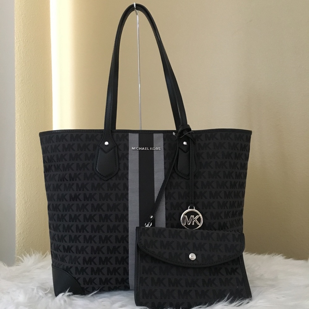 Michael Kors Large Eva black multi tote